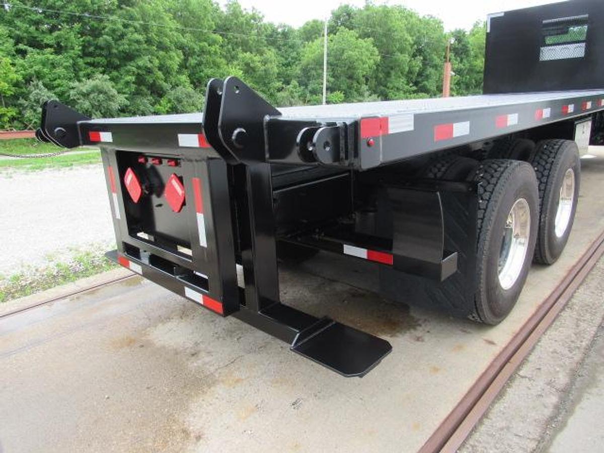 Used 2027 Freightliner M2 106