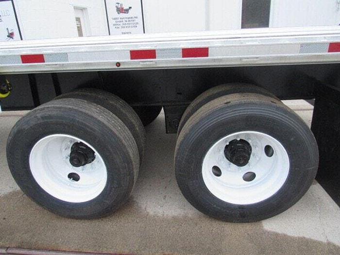 Used 2016 Great Dane Trailers 45' X 102" Flatbed Moffett Trailer