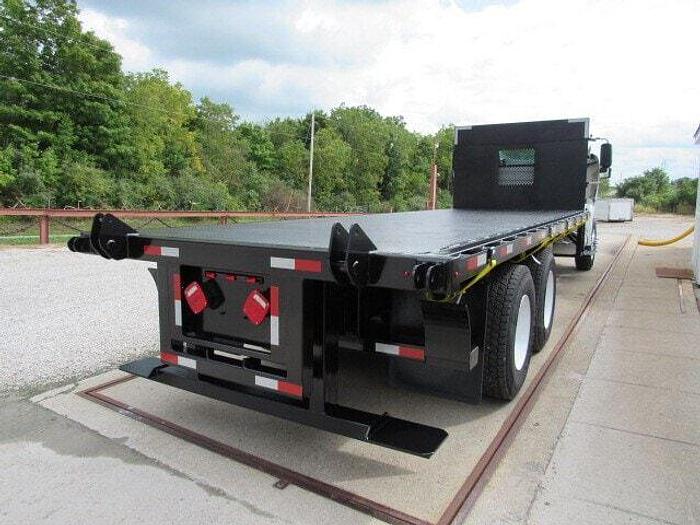 Used 2014 International DuraStar 4400