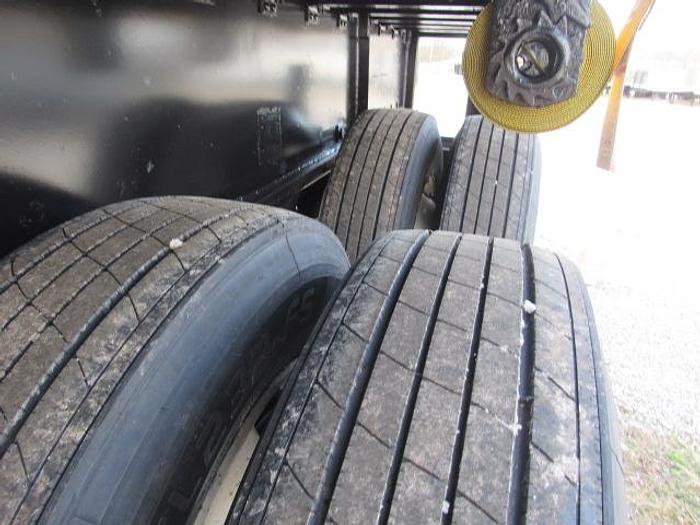 Used 2016 Great Dane Trailers 36' 6" X 102" Flatbed Moffett Trailer