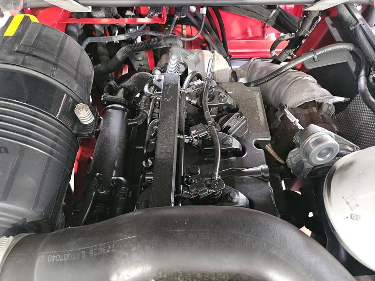 Used 2016 Moffett M8 70.3