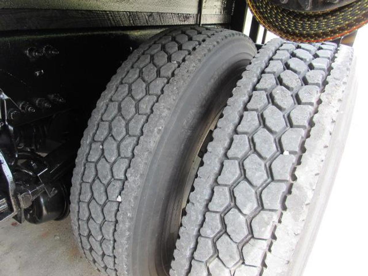 Used 2021 Kenworth T370 Flatbed Truck