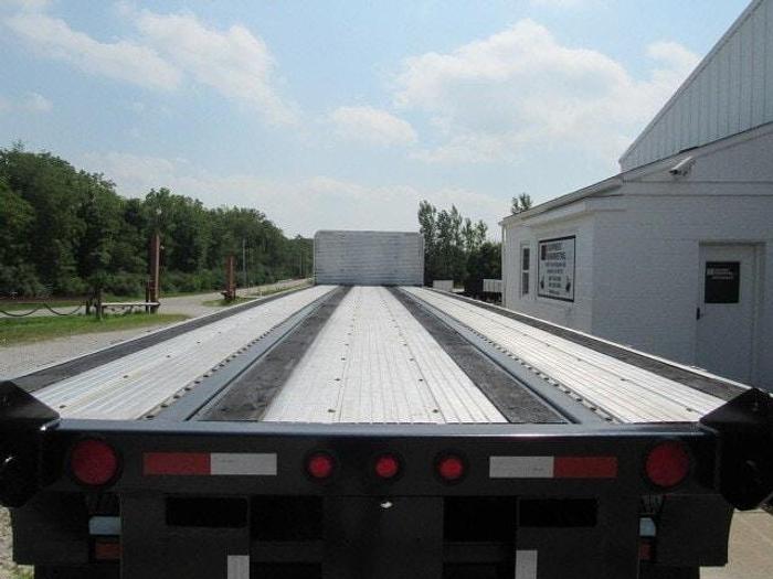 Used 2013 Utility 36' 6" X 102 Alum Combo Princeton/Moffett Trailer