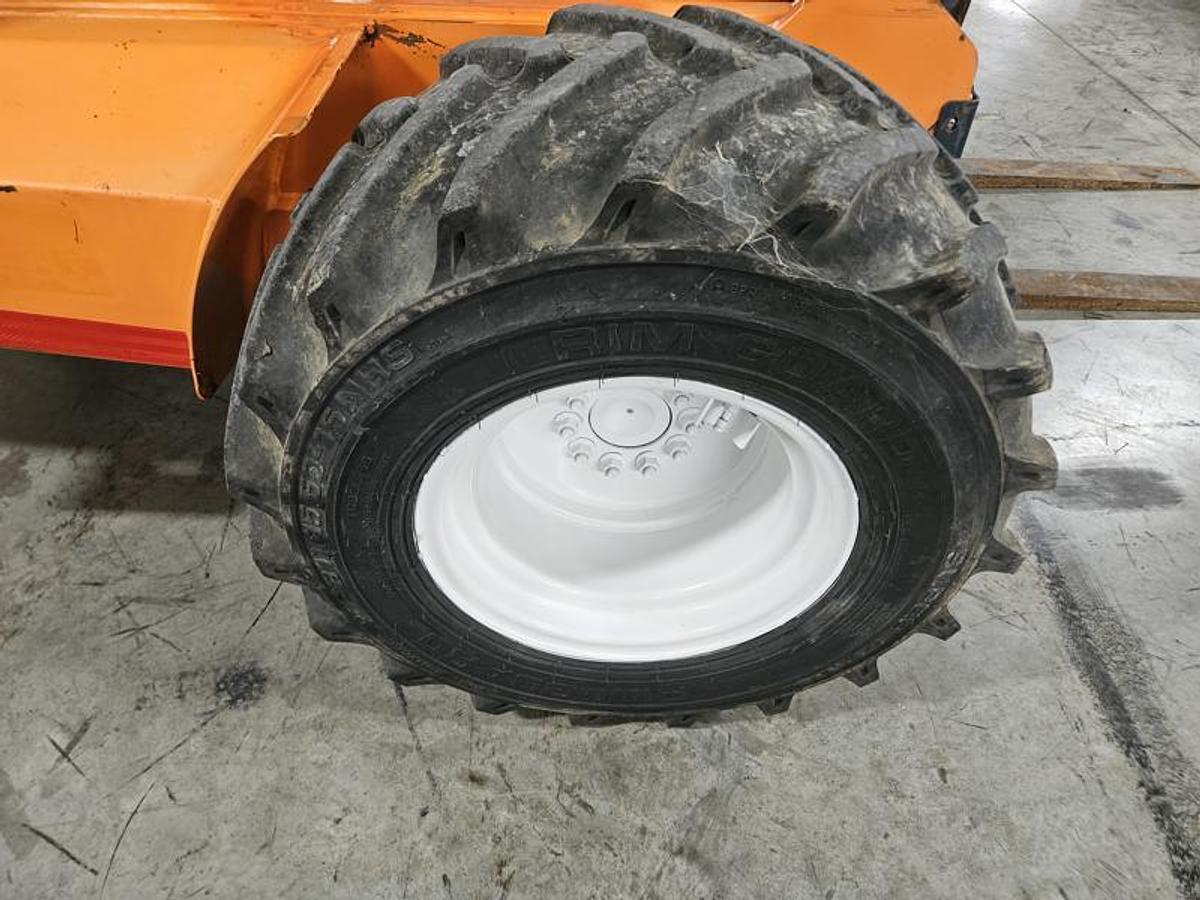 Used 2016 Moffett M8 55.3