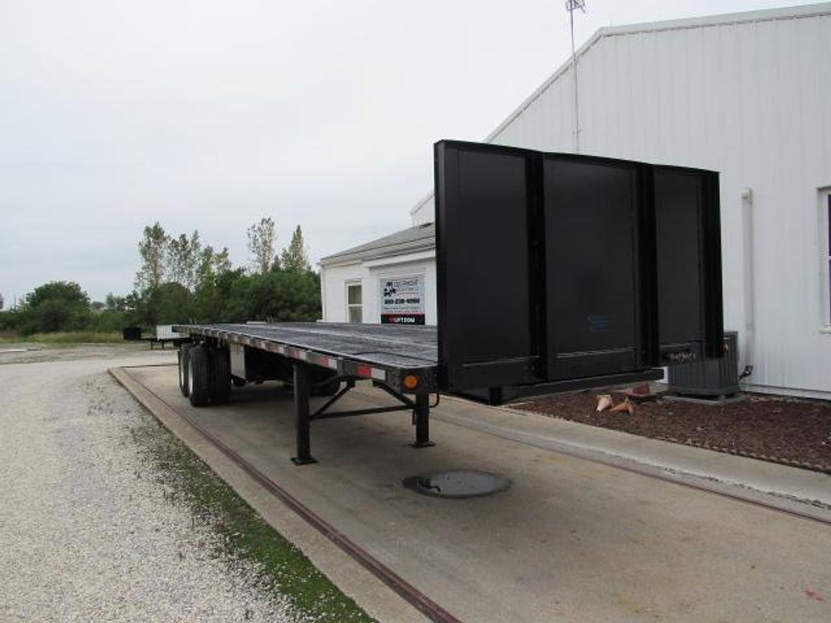 Used 2015 Utility 36 6 X 102 Moffett Trailer