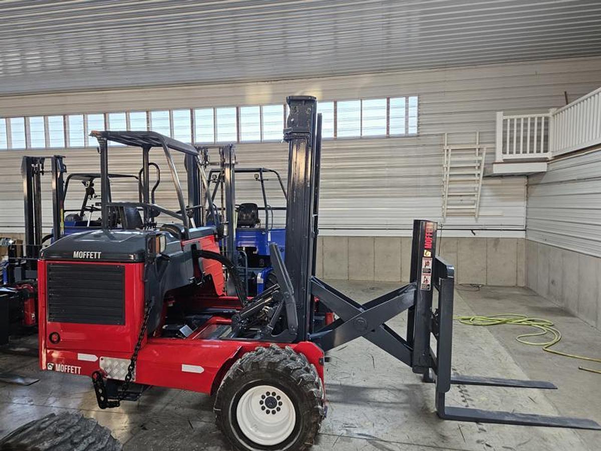 Used 2018 Moffett M8 55.3P