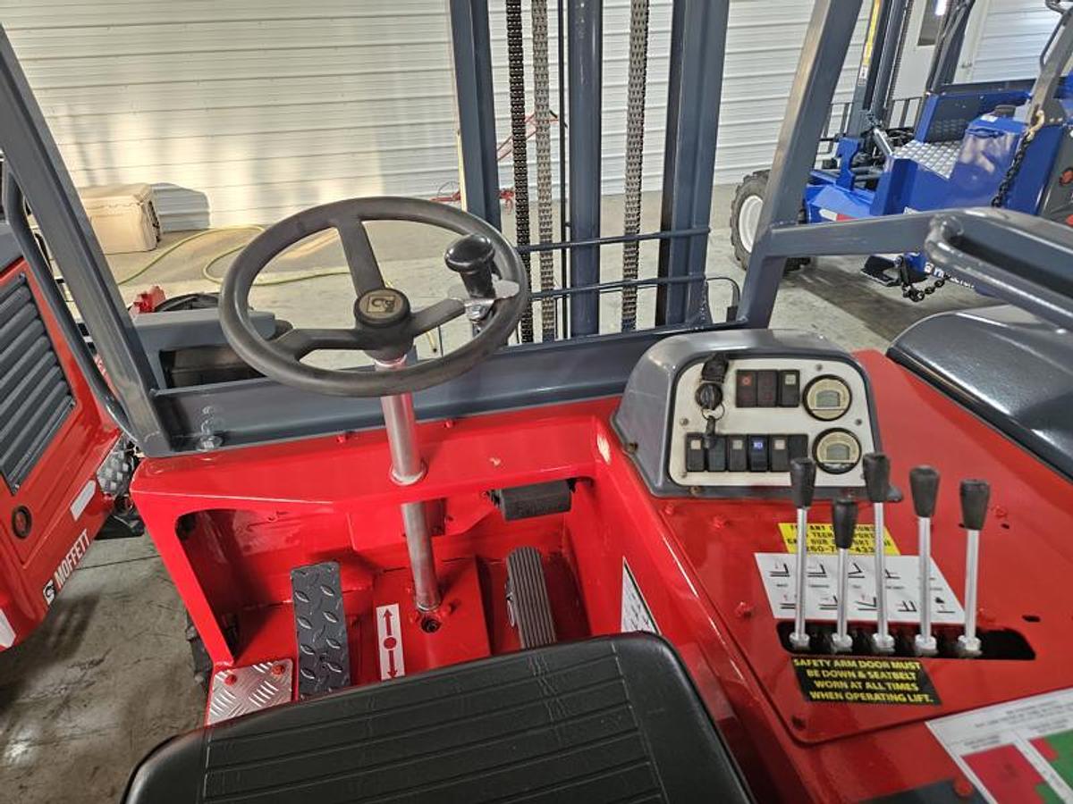 Used 2015 Moffett M8 55.3