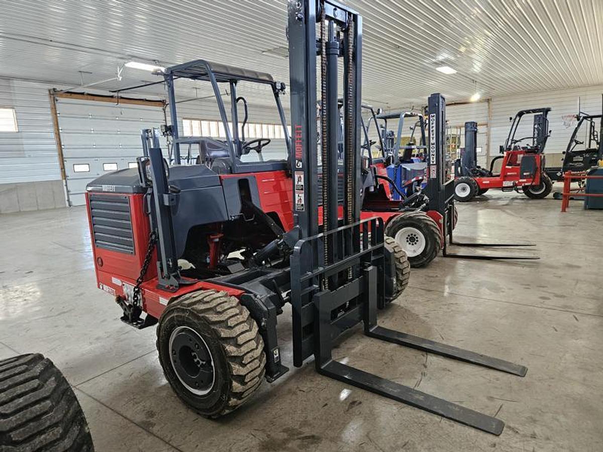 Used 2019 Moffett M8 55.4 4 Way