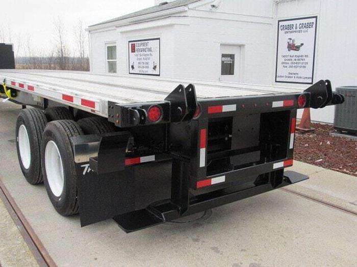 2023 Transcraft 48' X 102" Aluminum Combo Princeton/Moffett Trailer