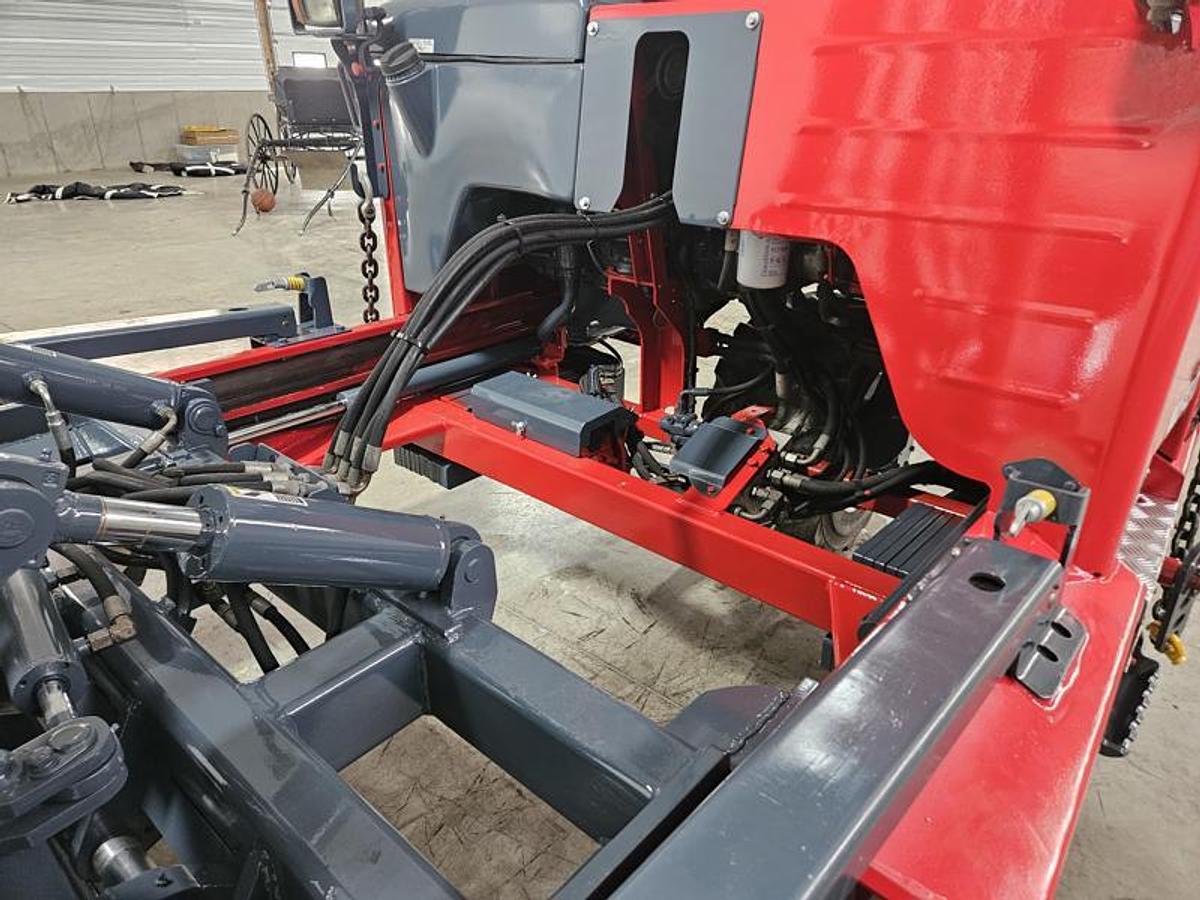 Used 2007 Moffett M 80BC