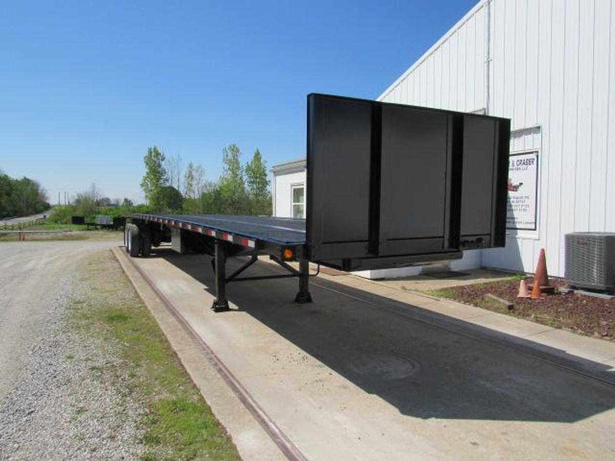 Used 2013 Utility 48' X 102 Princeton/Moffett Trailer