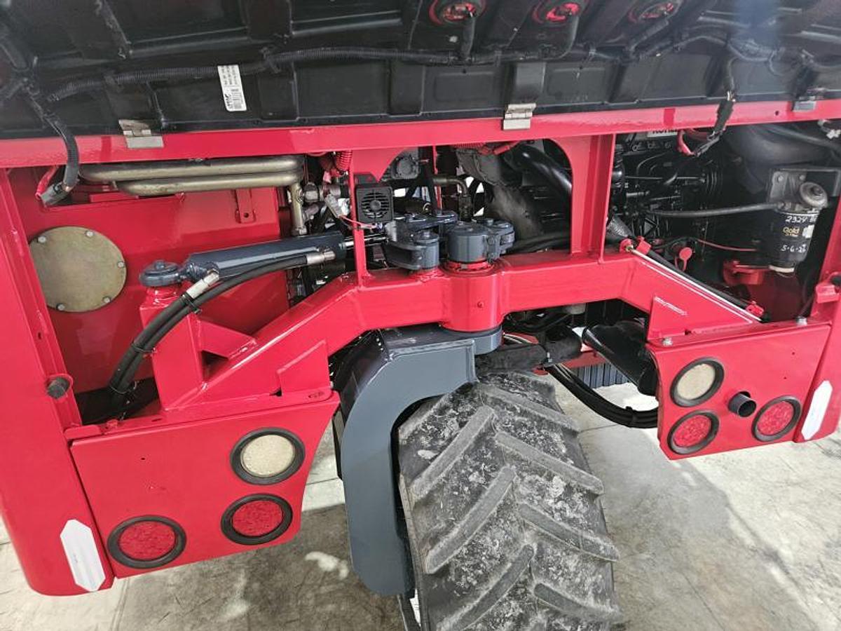 Used 2016 Moffett M8 55.3