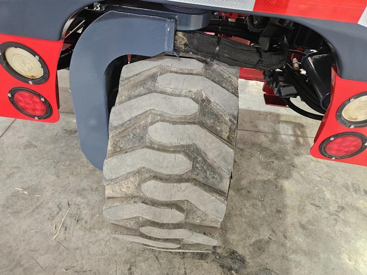 Used 2014 Moffett M55P with Extended Reach