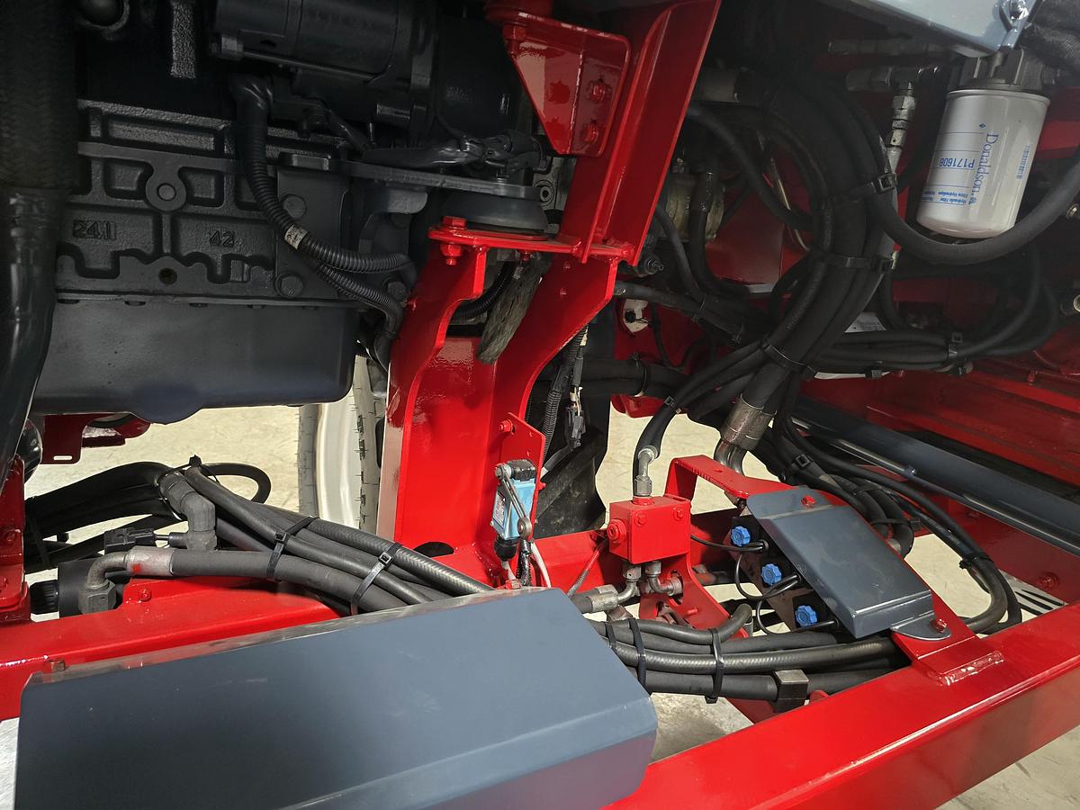 Used 2012 Moffett M50.4 4 Way