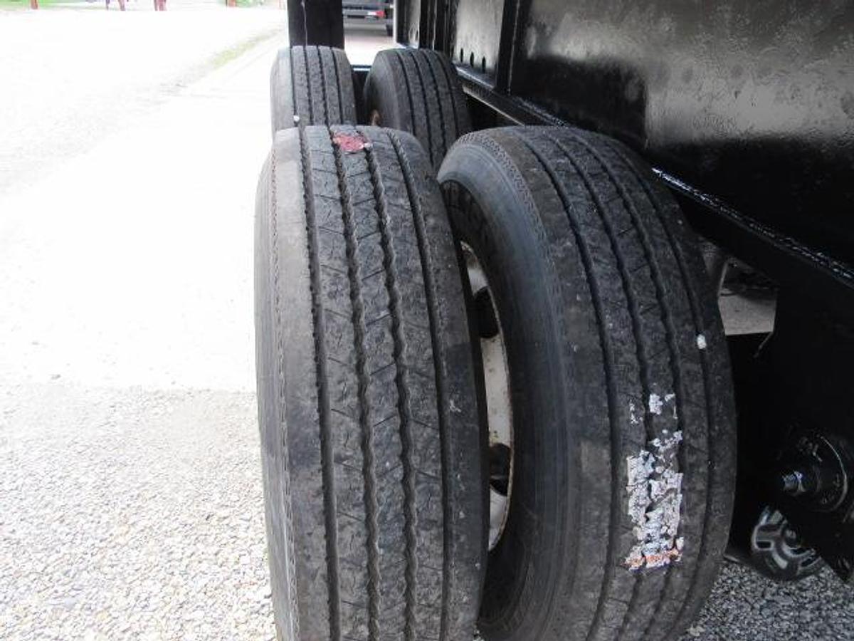 Used 2013 Utility 36' 6" X 102" Aluminum Combo Princeton/Moffett Trailer