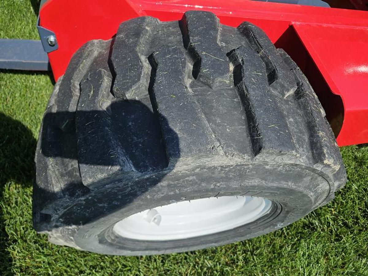 Used 2014 Moffett M70