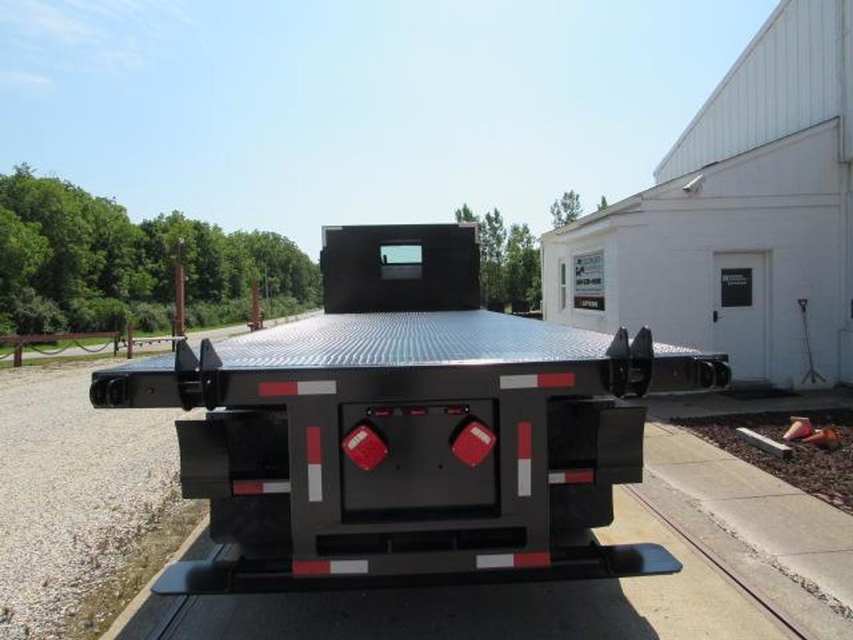 Used 2023 Freightliner M2 106