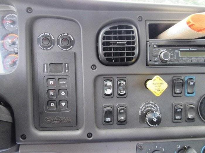 Used 2016 Freightliner M2 106