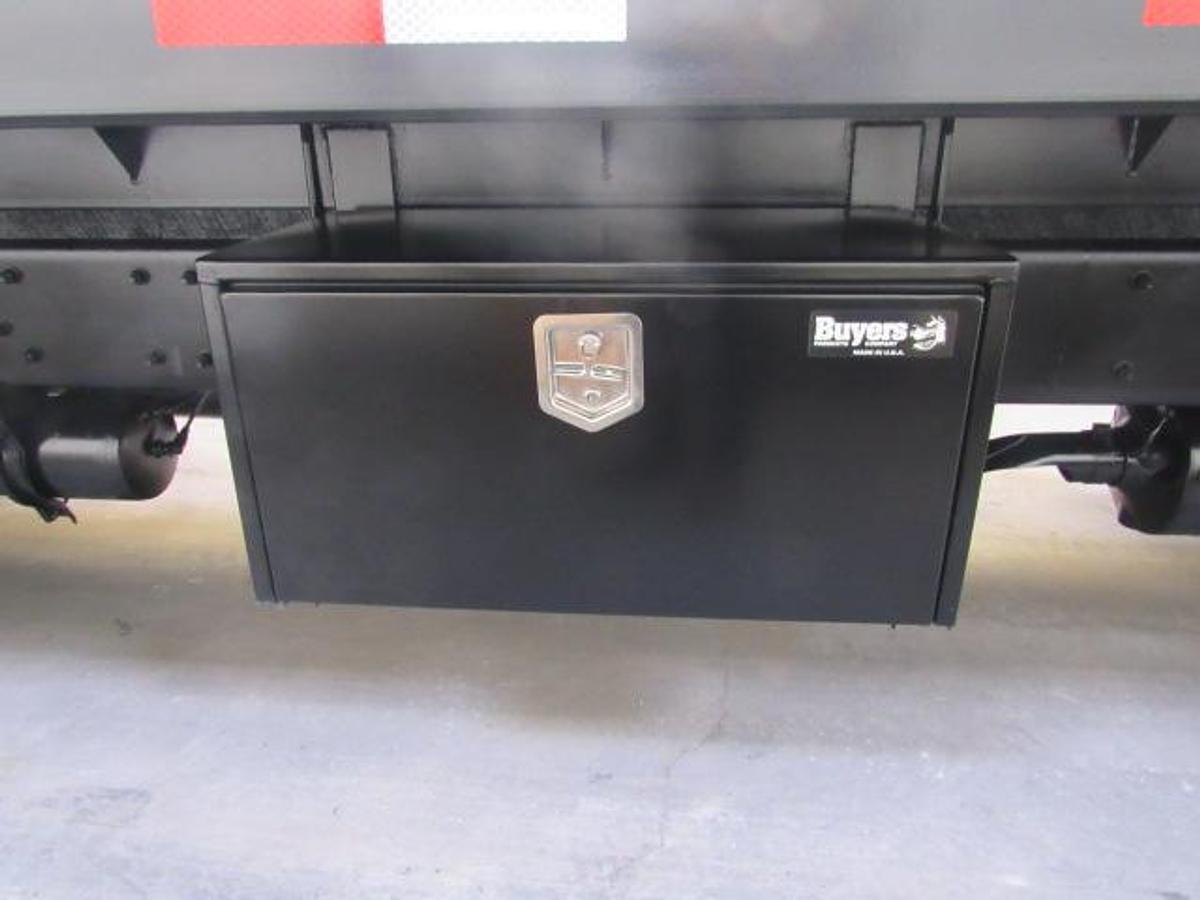 Used 2020 Freightliner M2 106