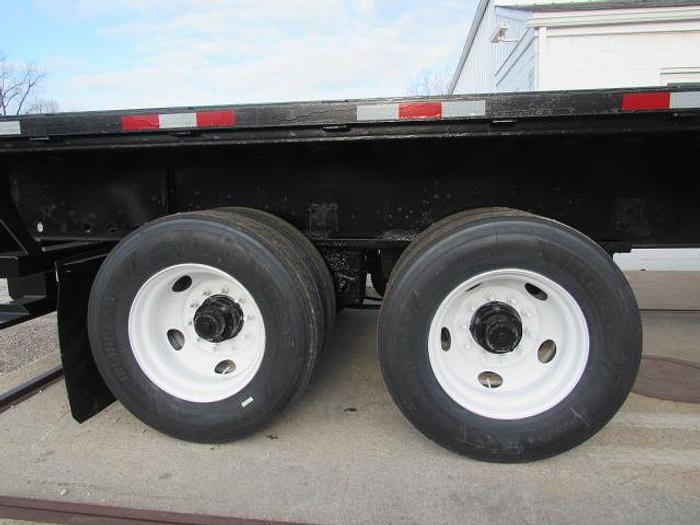 Used 2016 Great Dane Trailers 36' 6" X 102" Flatbed Moffett Trailer