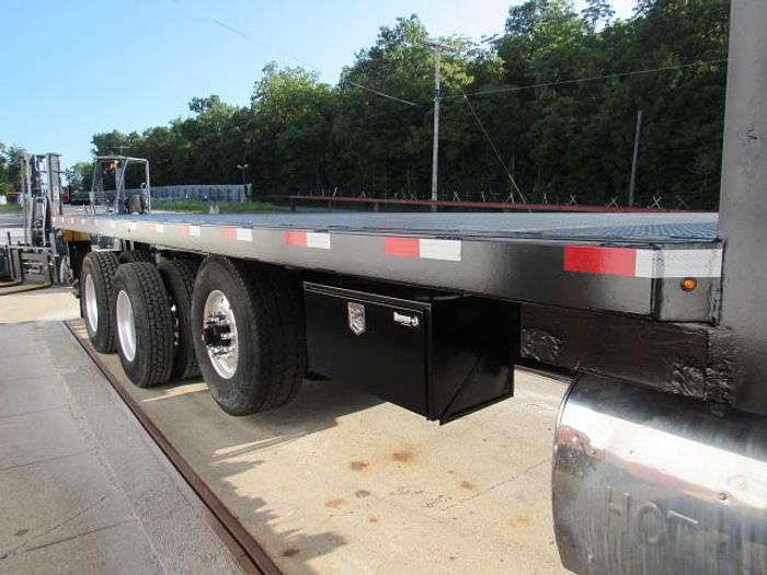 Used 2016 VOLVO VHD FLATBED TRUCK W/UNIVERSAL MOFFETT/PRINCETON MOUNTING KIT