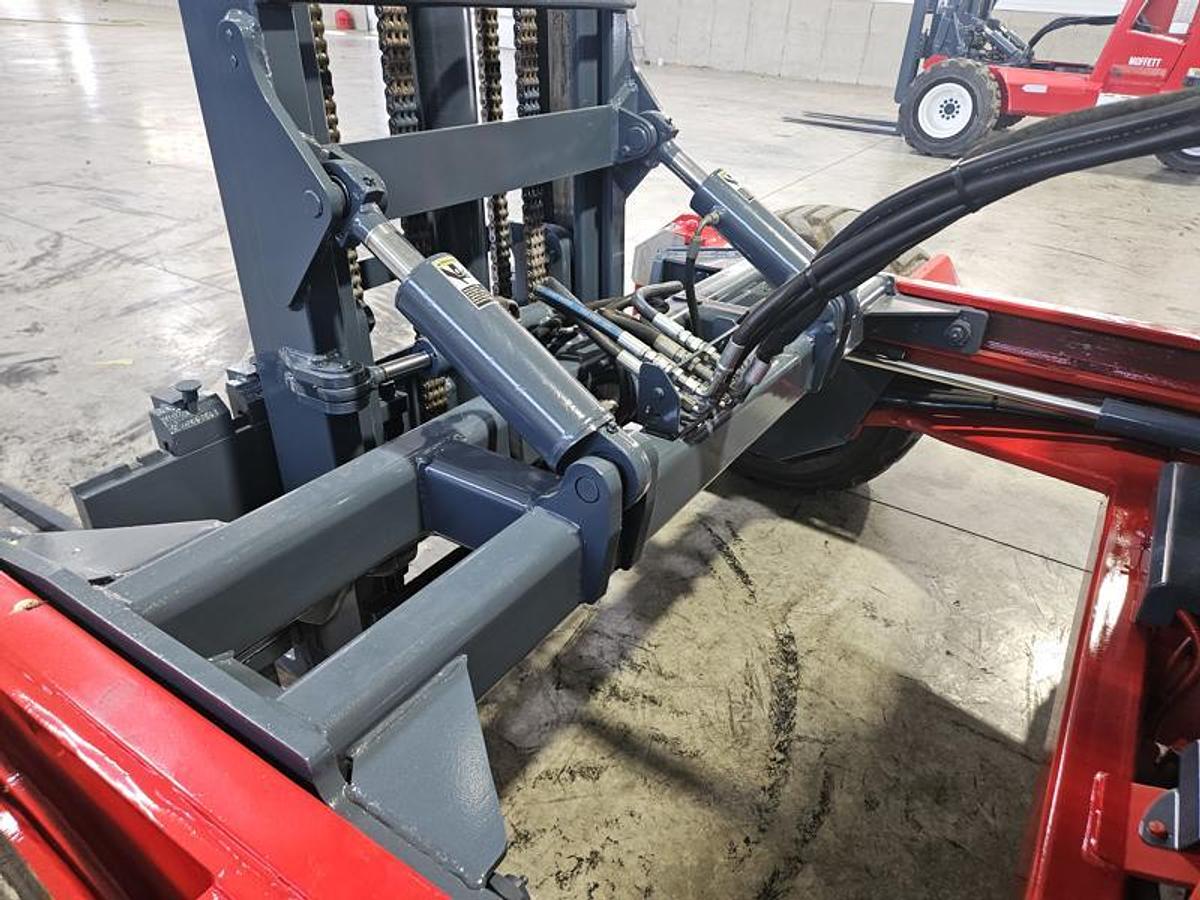 Used 2014 Moffett M55