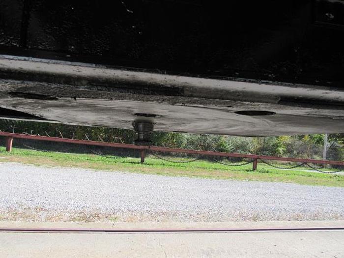 Used 2014 Great Dane Trailers  48' X 102" 3 AXLE Flatbed Moffett Trailer