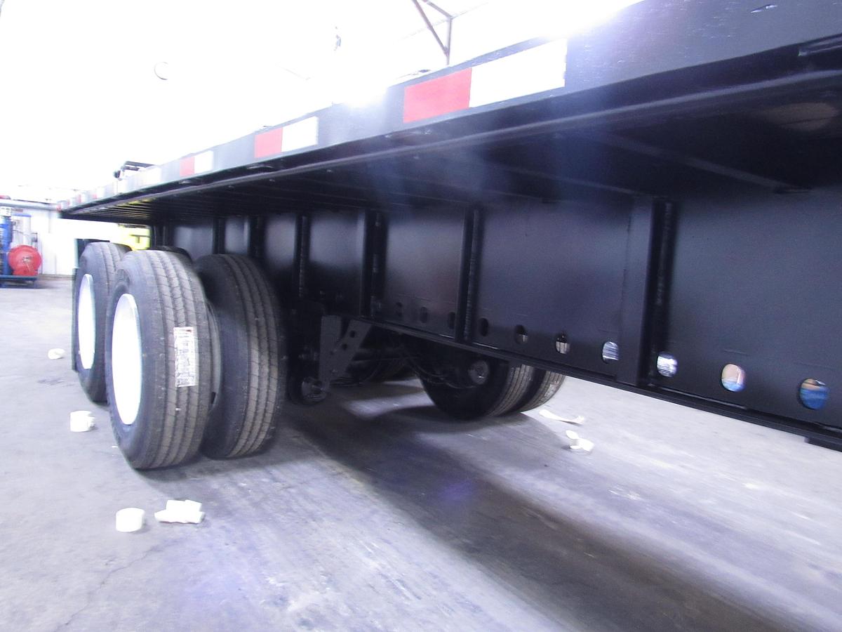 Used 2015 Utility 48' X 102 Princeton/Moffett Trailer