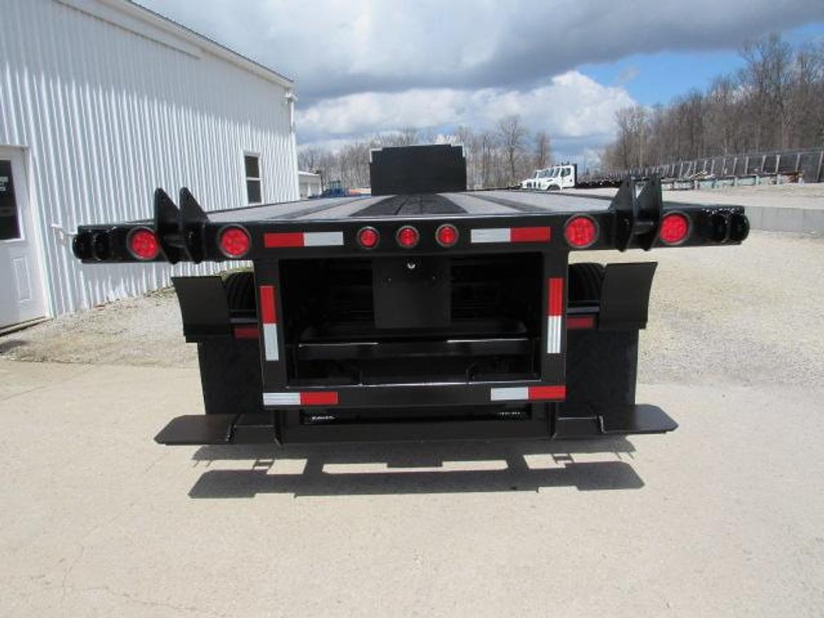 Used 2013 Utility 36' 6" X 102" Aluminum Combo Princeton/Moffett Trailer