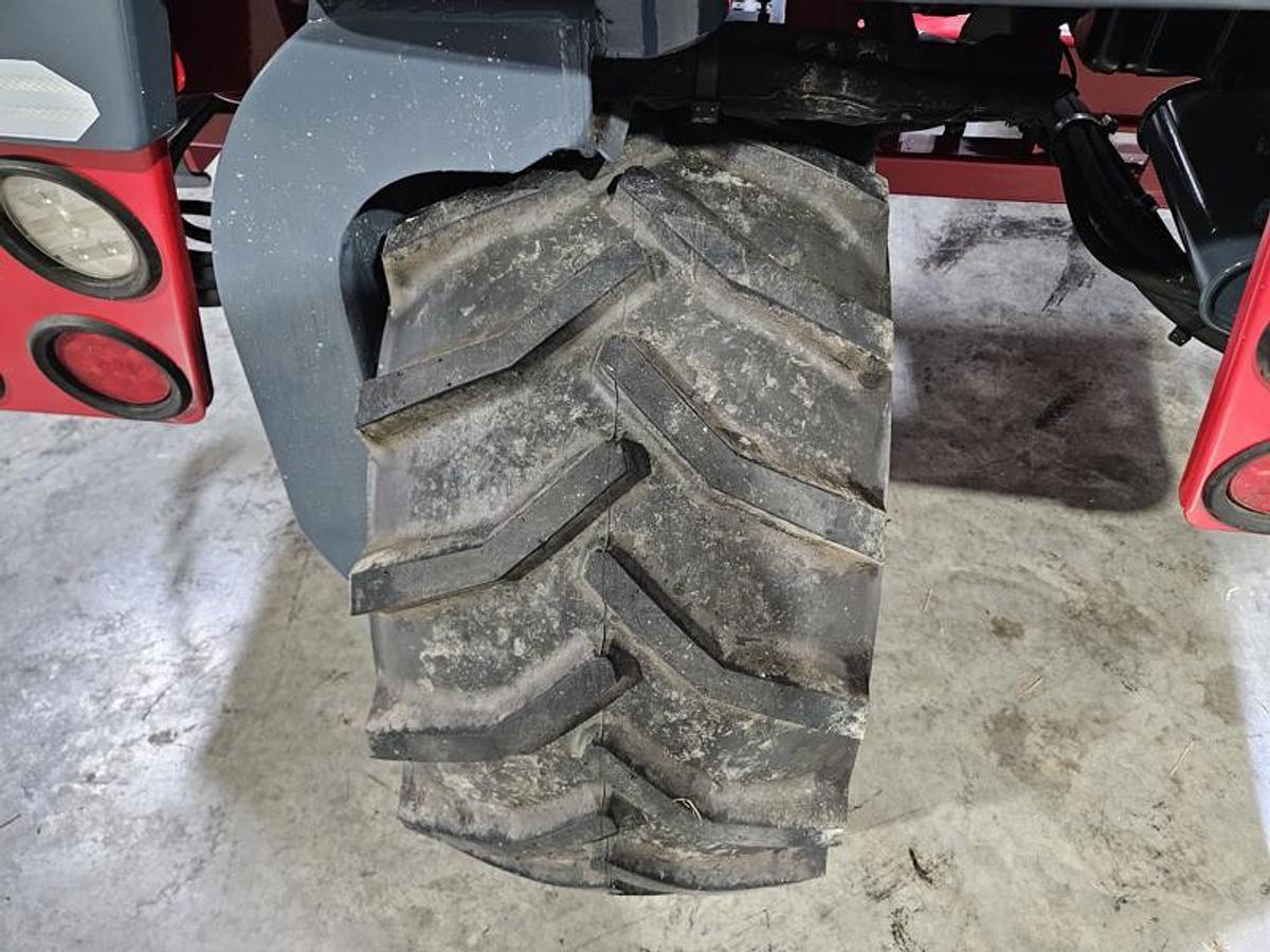 Used 2016 Moffett M8 70.3