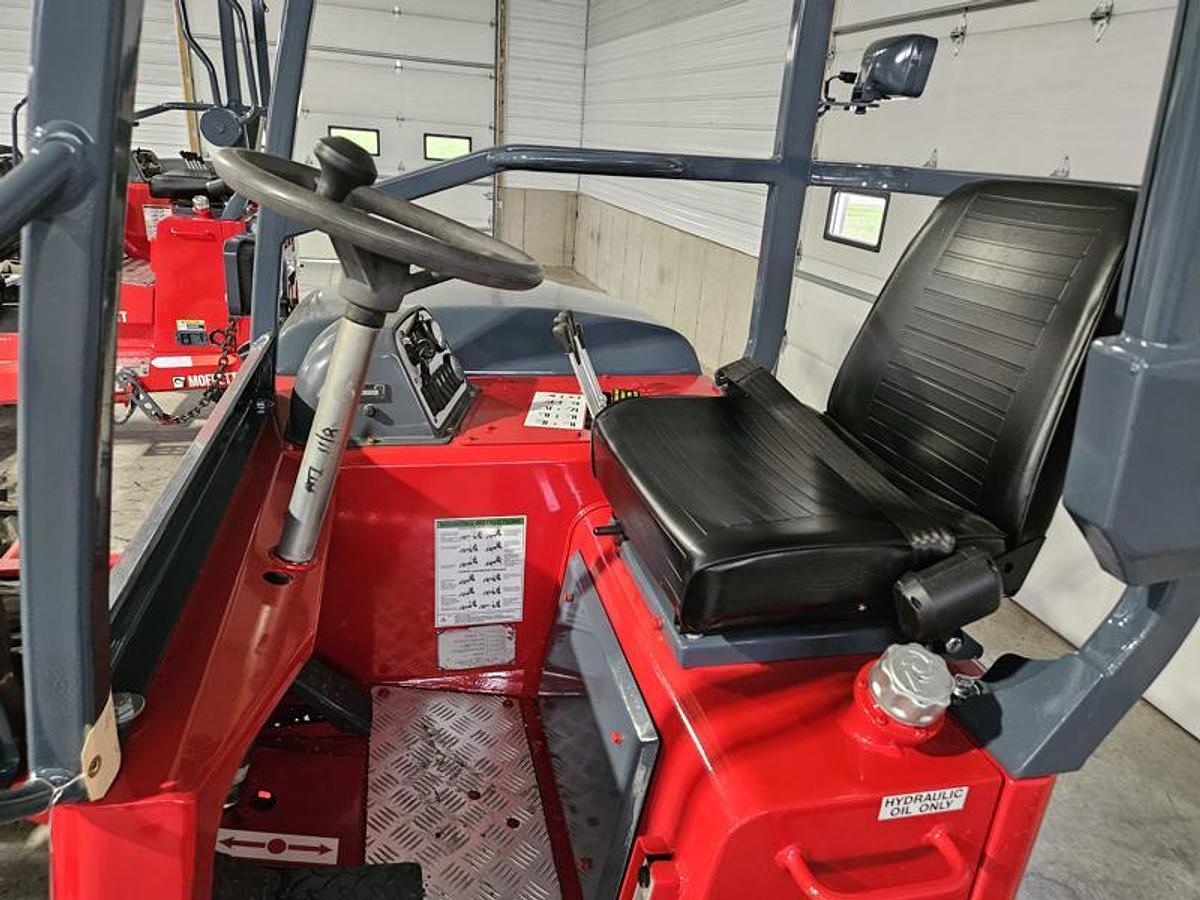 Used 2012 Moffett M70