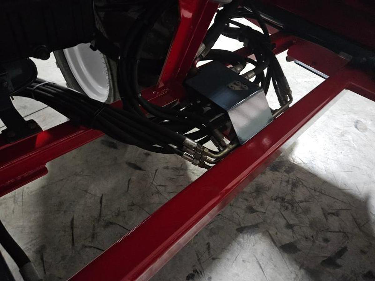 Used 2016 Moffett M8 55.3