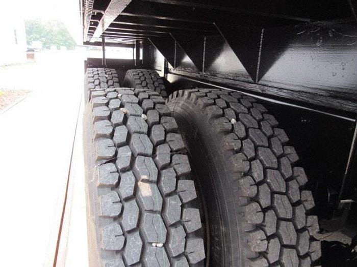 Used 2017 Freightliner M2 106