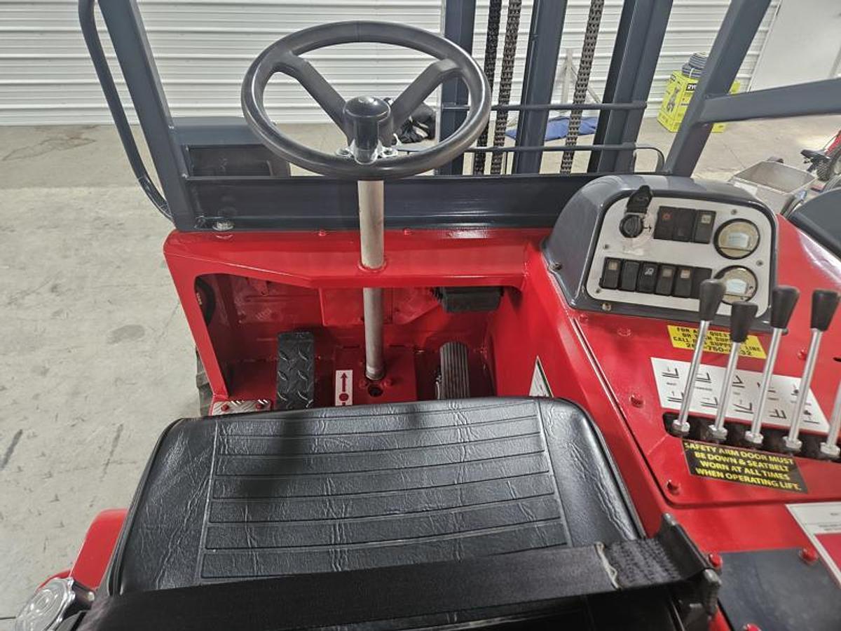 Used 2015 Moffett M8 55.3