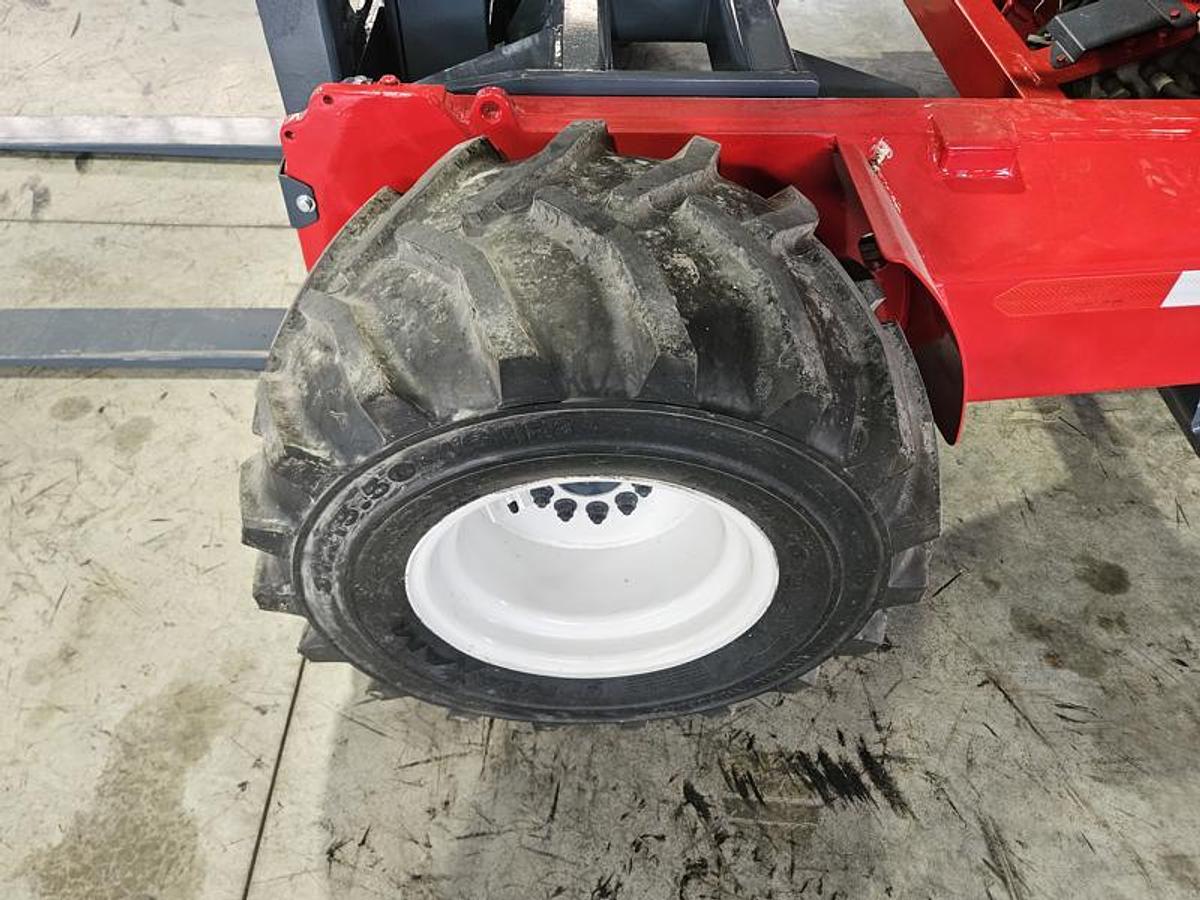 Used 2013 Moffett M55