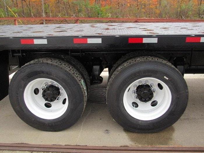 Used 2017 Freightliner M2 106