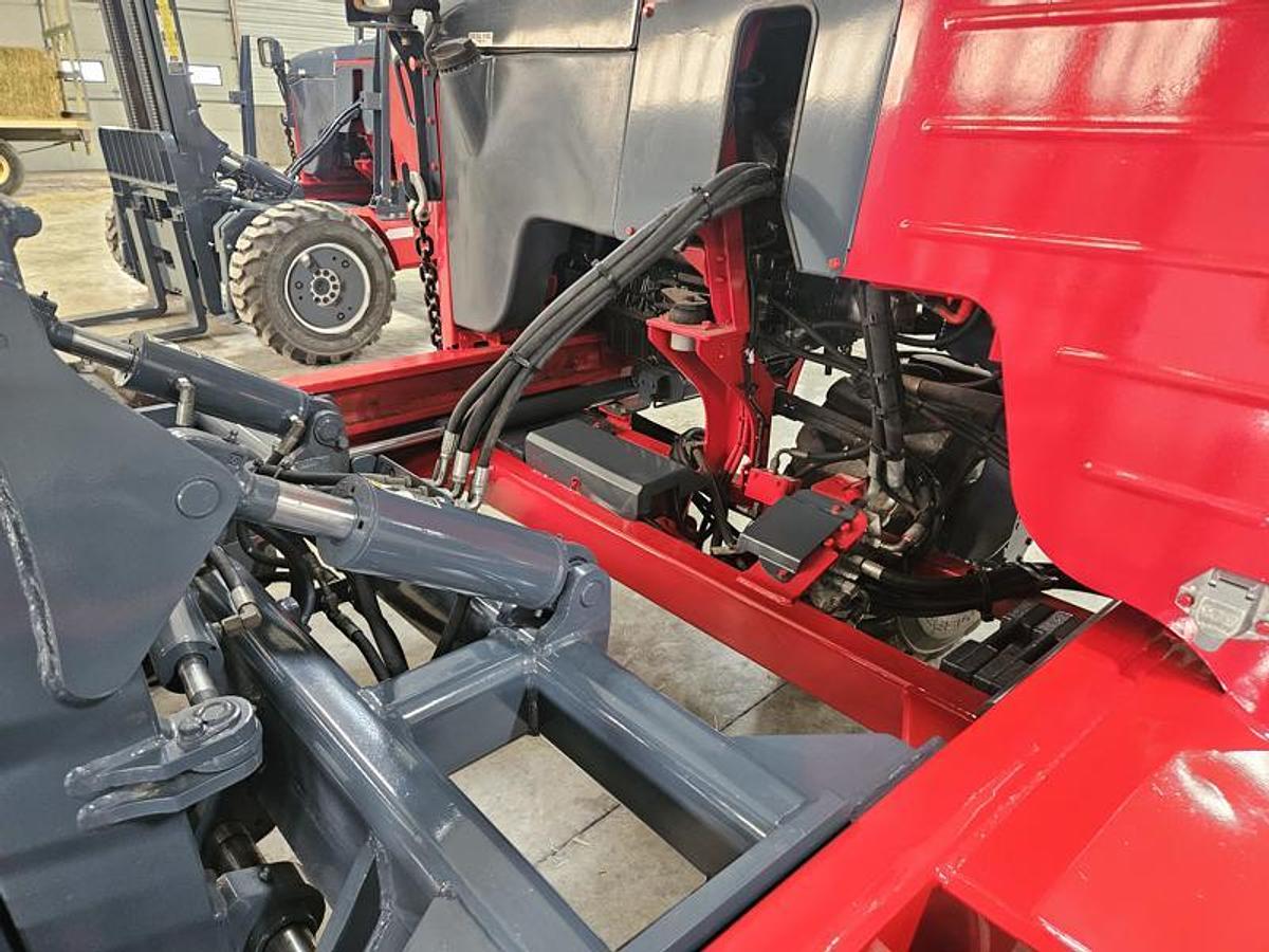 Used 2015 Moffett M8 55.3