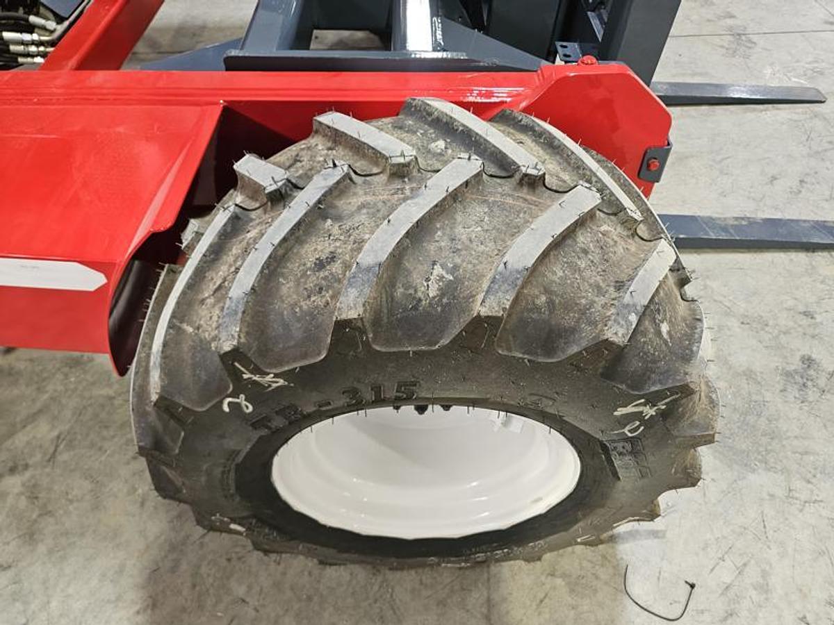 Used 2019 Moffett M8 55.3NX