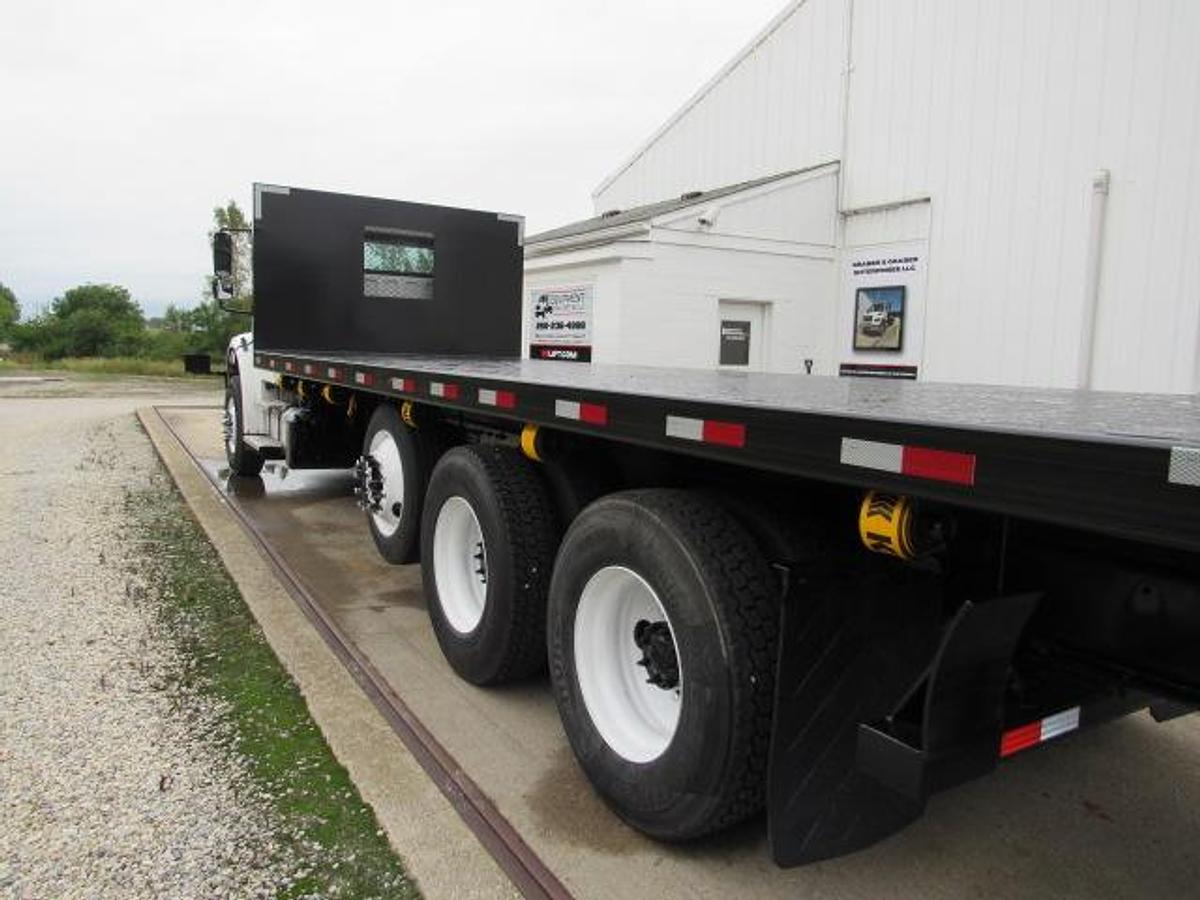 Used 2023 Freightliner M2 106