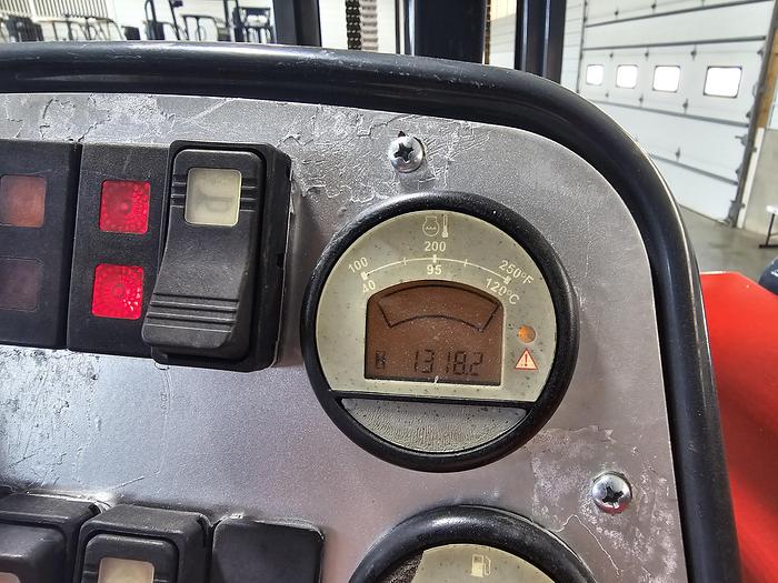 Used 2016 Moffett M8 55.3