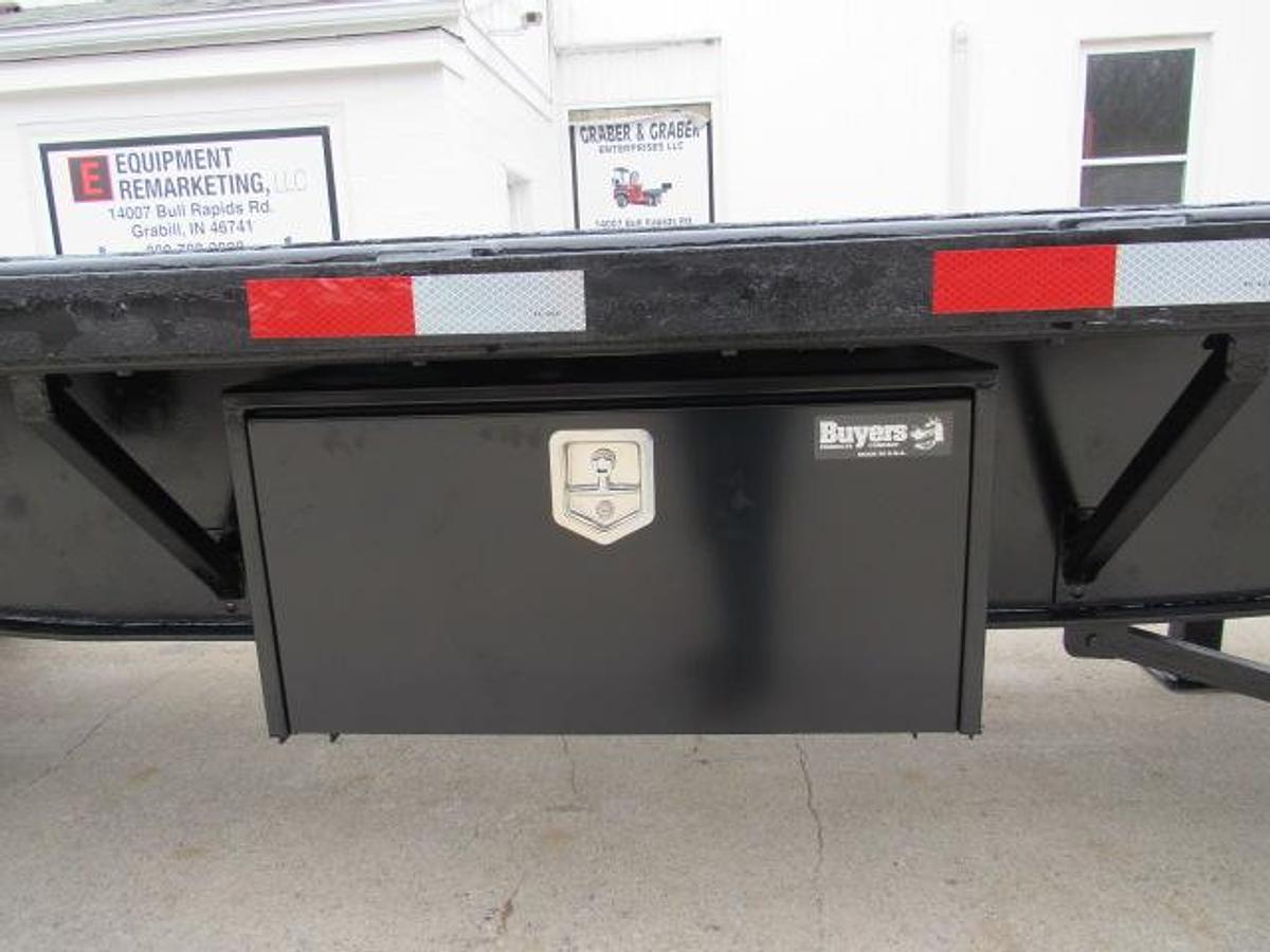 Used 2012 Utility 36' 6" X 102 Princeton/Moffett Trailer