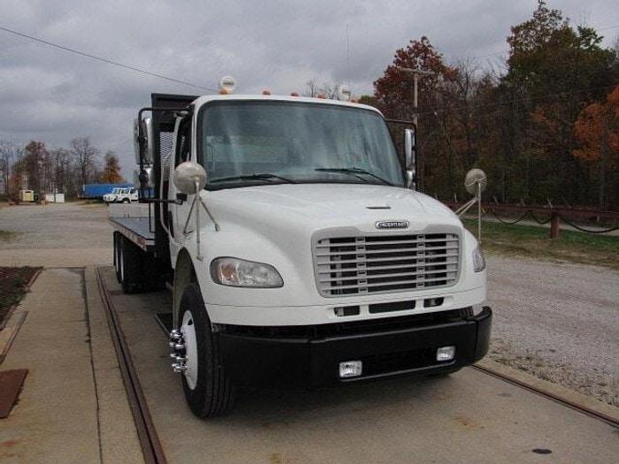 Used 2017 Freightliner M2 106