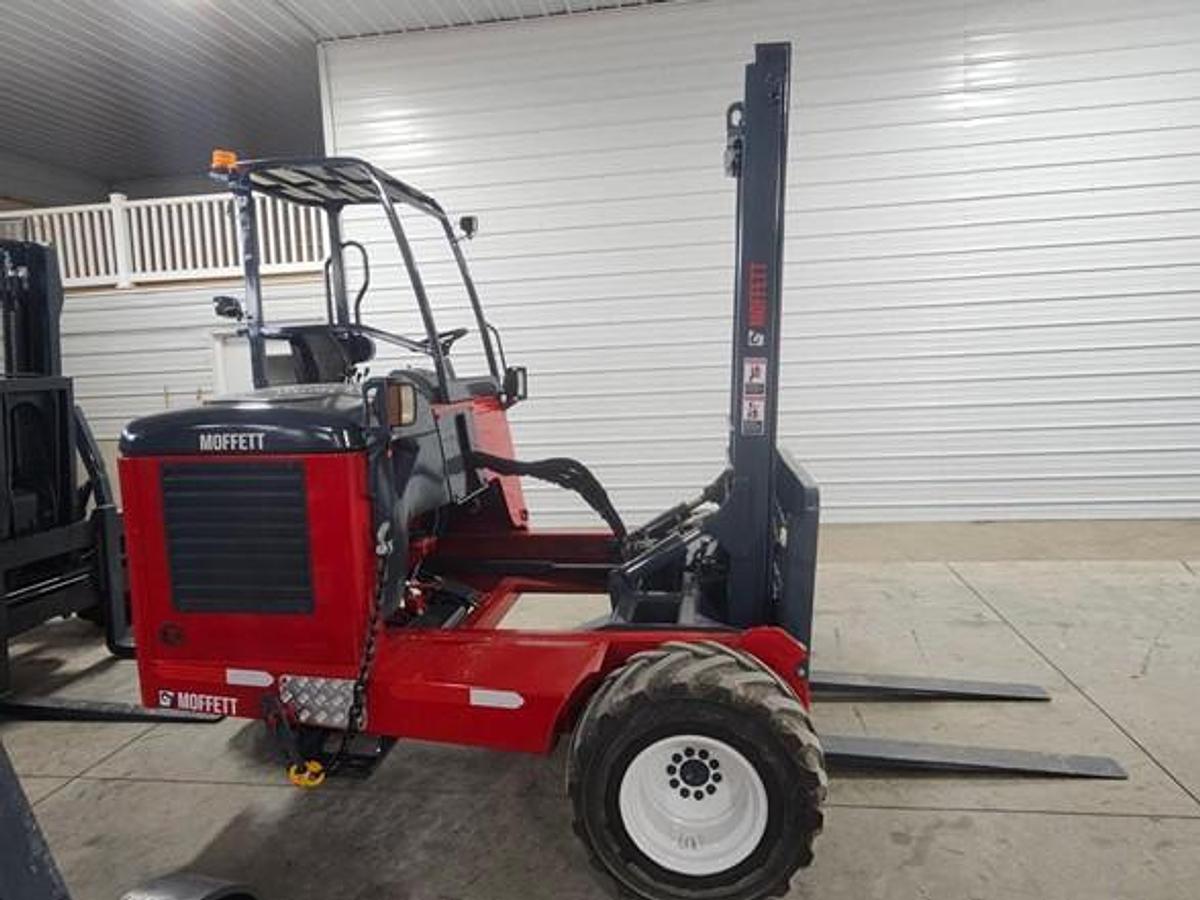 Used 2015 Moffett M8 70.3