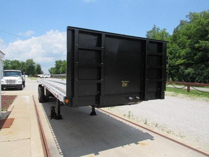 Used 2011 Great Dane Trailers 36' 6" X 102" Flatbed Moffett Trailer