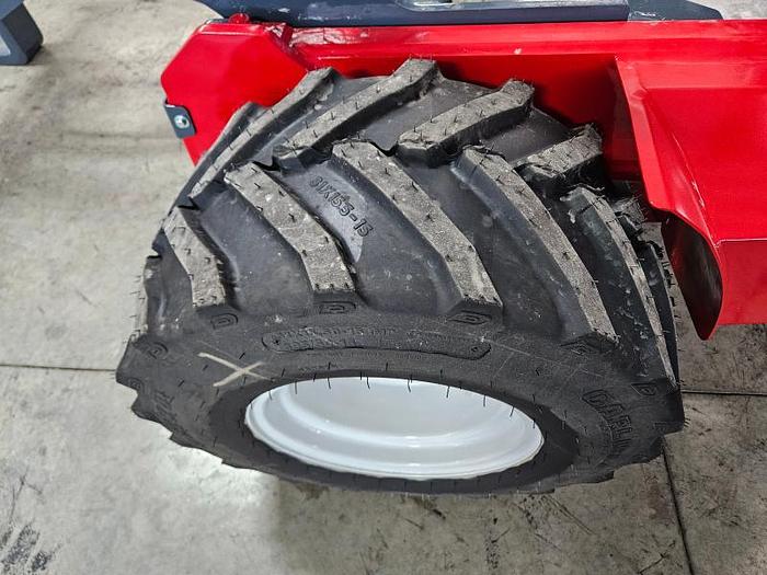 Used 2019 Moffett M8 55.3P