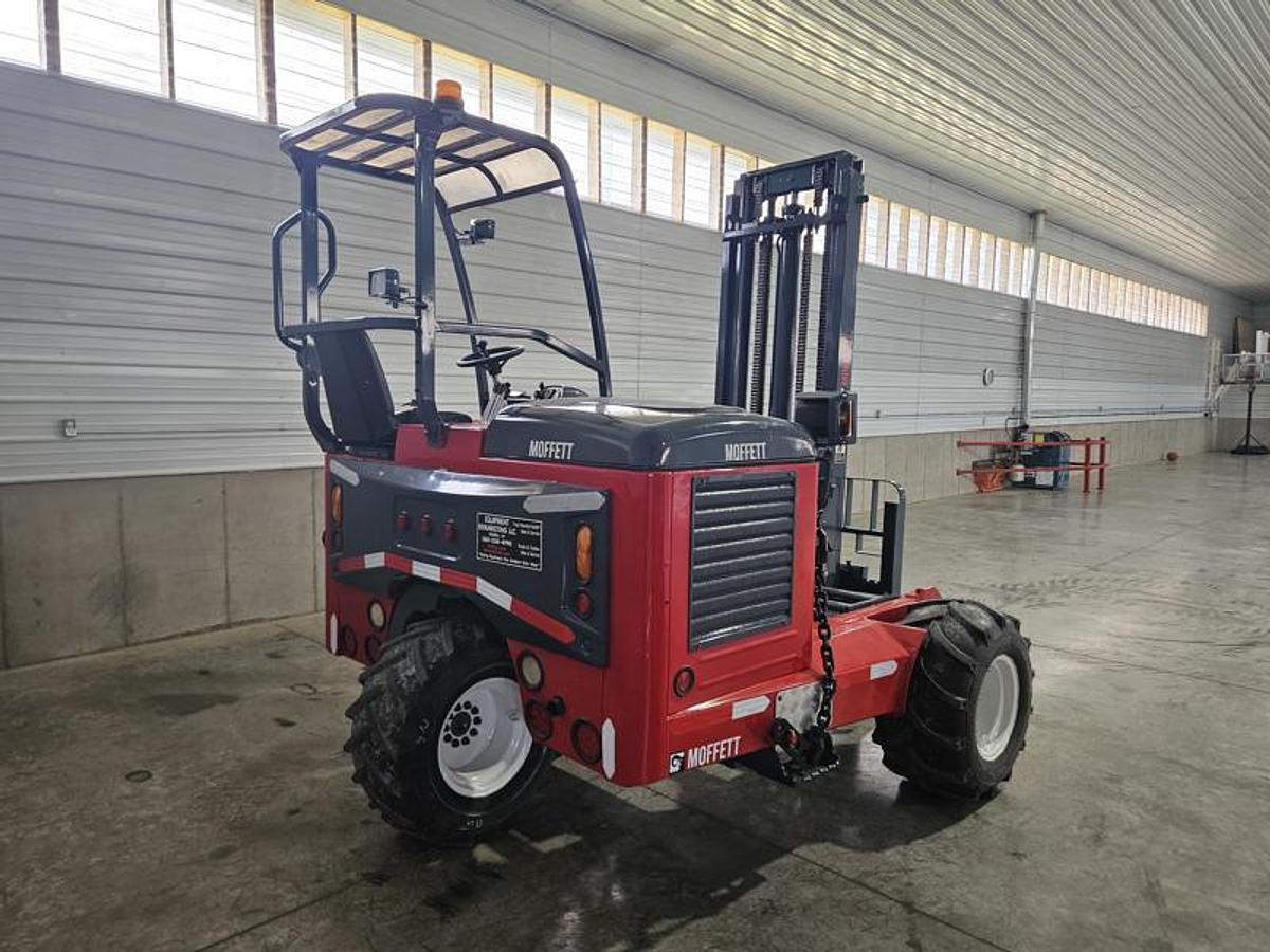 Used 2016 Moffett M8 55.3