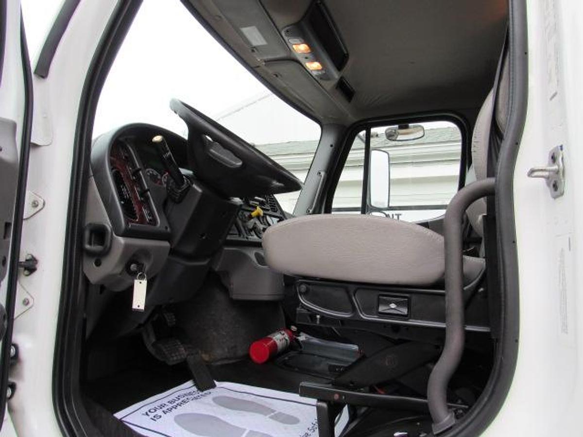 Used 2021 Freightliner M2 106