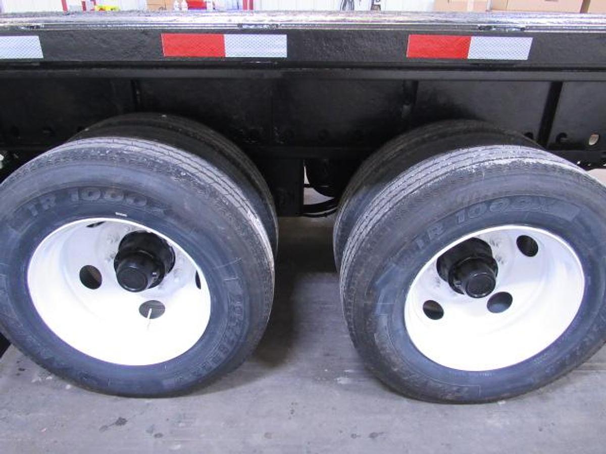 Used 2014 Utility 45' X 102 Princeton/Moffett Trailer