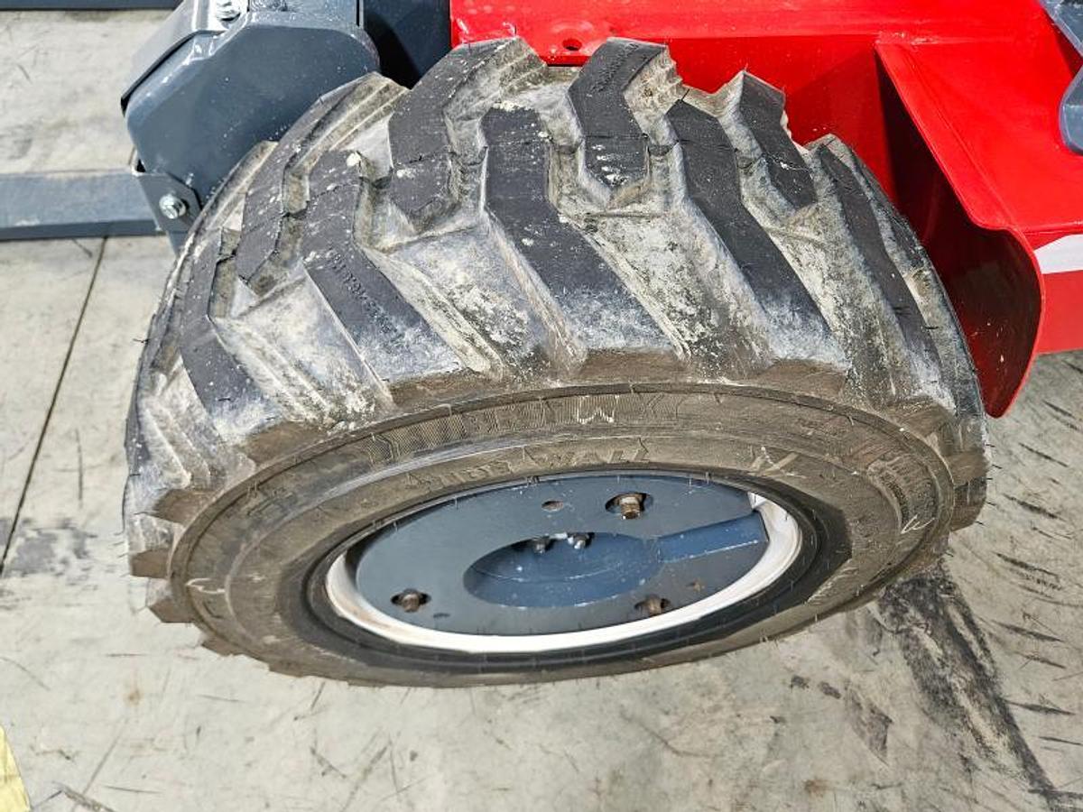 Used 2006 Moffett M 55.4 4 Way