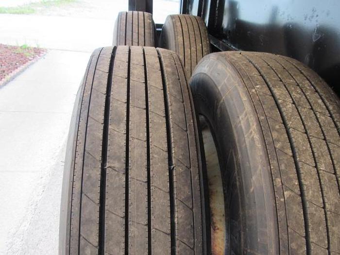 Used 2017 Utility 36' 6" X 102 Alum Combo Princeton/Moffett Trailer